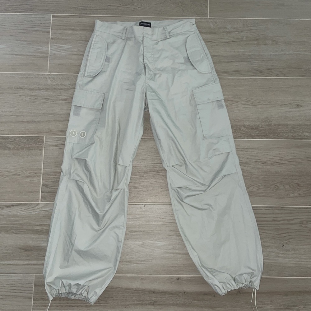 Parachute cargo pants